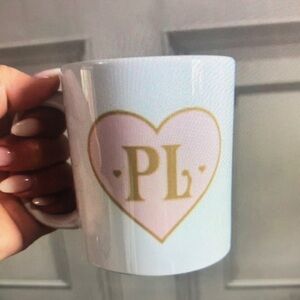 Chic Heart Mug with Gold Initials